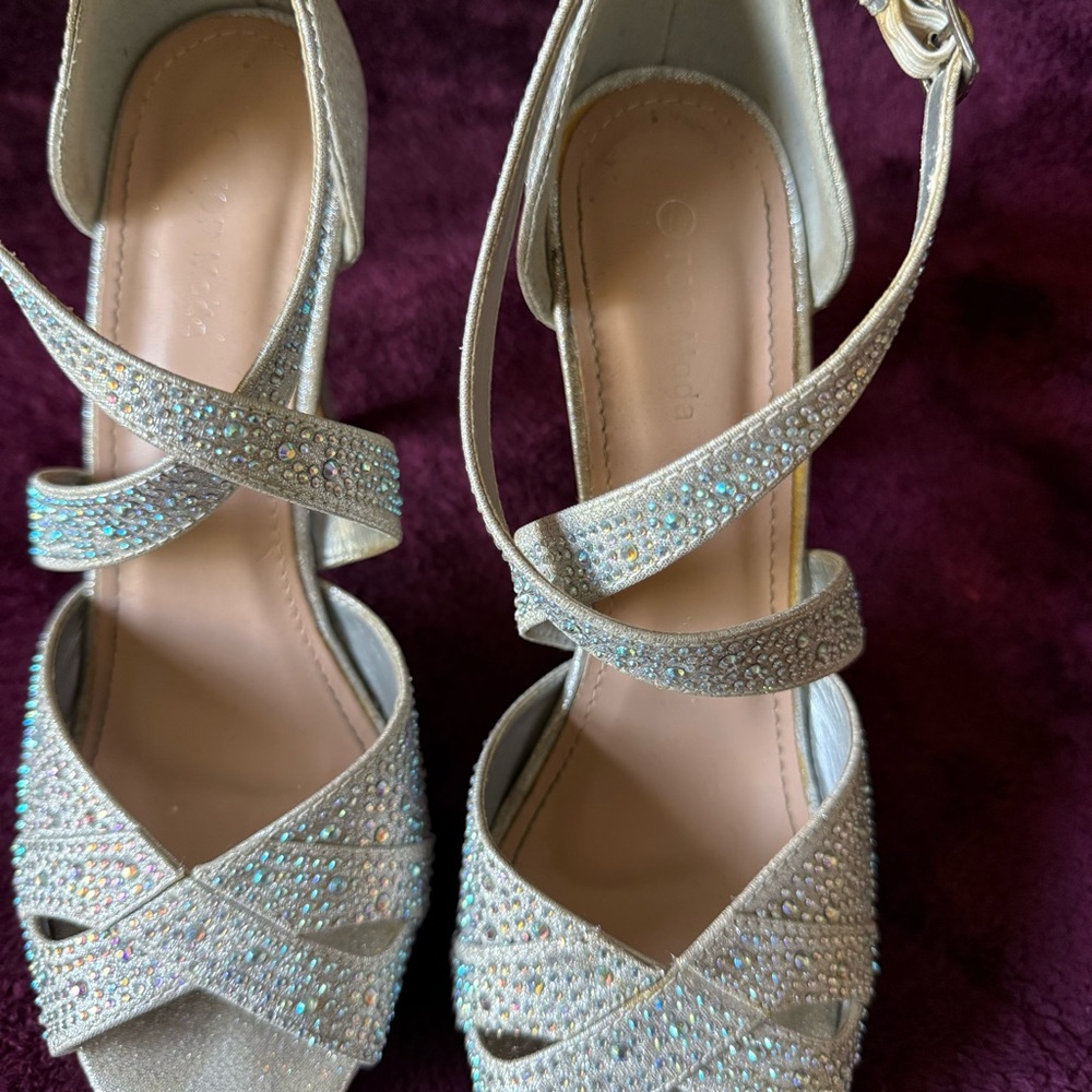 Top Moda Rhinestone Silver Heels - Picture 3 of 6